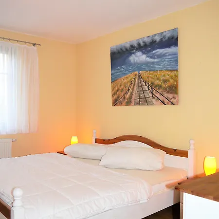 Moewennest * פרראו